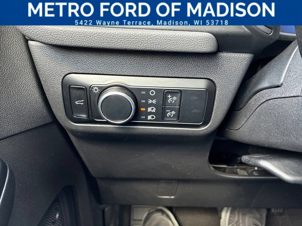 Used 2024 Ford Escape Active AWD/4WD image 29