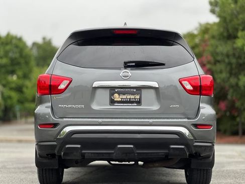 Used 2020 Nissan Pathfinder S AWD/4WD image 6