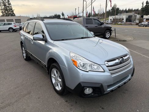 Used 2013 Subaru Outback 2.5i Premium image 9