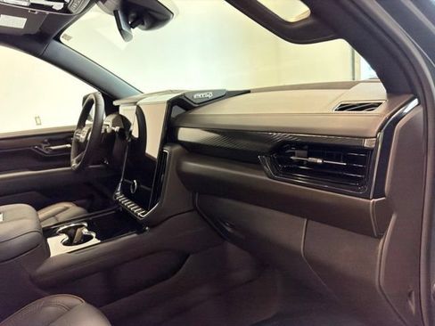 Used 2026 GMC Yukon AT4 w/ LPO, Floor Liner Package AWD/4WD image 42