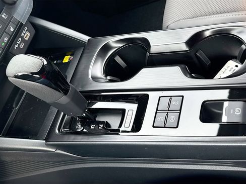 New 2026 Subaru Outback Limited AWD/4WD image 20