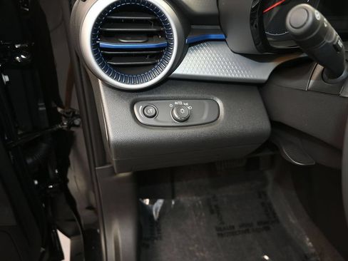 New 2026 Chevrolet Trax LS w/ LS Convenience Package FWD image 12