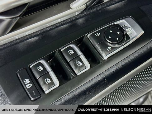 Used 2023 Kia Telluride S FWD image 18