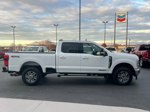 Certified 2024 Ford F350 Lariat image 6