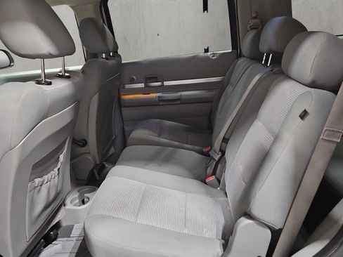 Used 2009 Chrysler Aspen Limited image 21