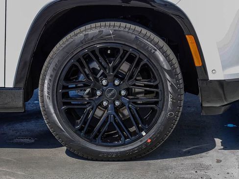 New 2026 Jeep Grand Wagoneer Limited image 10