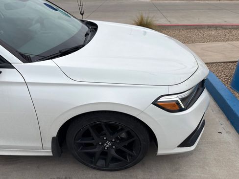 Used 2023 Honda Civic Sport image 25