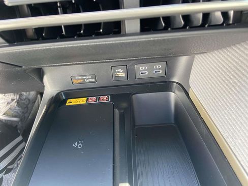 Used 2025 Toyota Camry SE w/ Multimedia Upgrade Package FWD image 26