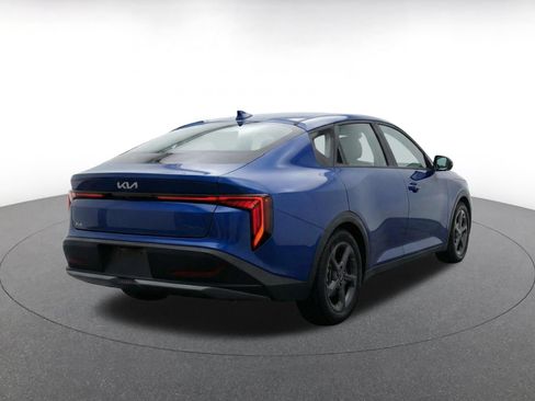 Used 2025 Kia K4 FWD image 9