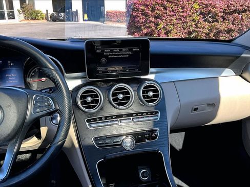 Certified 2017 Mercedes-Benz C 300 4MATIC Sedan image 7