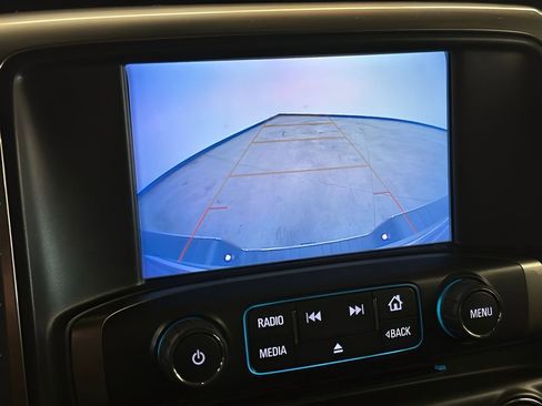 Certified 2018 Chevrolet Silverado 1500 LT w/ LT Eassist Package image 28