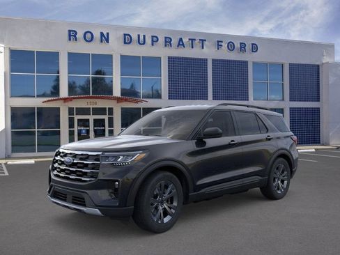 New 2026 Ford Explorer Active w/ Active Comfort Package image 2