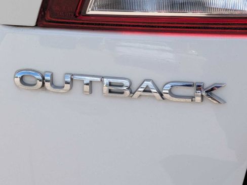 Used 2019 Subaru Outback 2.5i Premium AWD/4WD image 11
