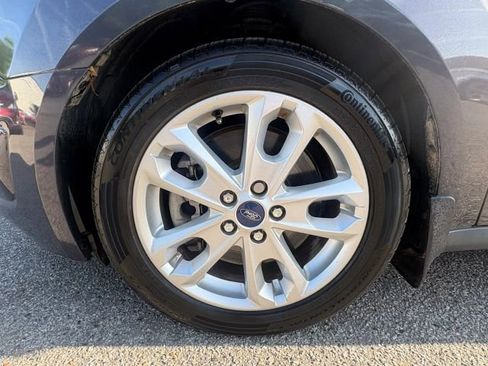 Used 2014 Ford Transit Connect XLT image 9