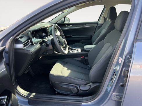 Used 2022 Kia K5 LXS image 9