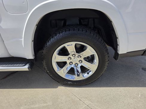 Used 2025 RAM 1500 Lone Star AWD/4WD image 24