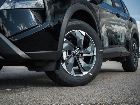 New 2026 Nissan Rogue SV w/ Cold Weather Package AWD/4WD image 6