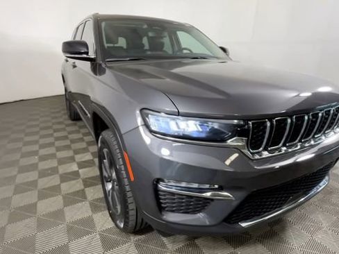 Used 2022 Jeep Grand Cherokee Limited 4xe AWD/4WD image 13