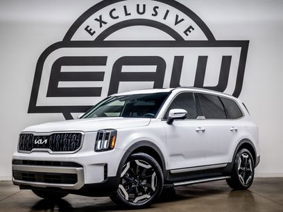 Used 2023 Kia Telluride EX w/ EX Captain's Chair Package