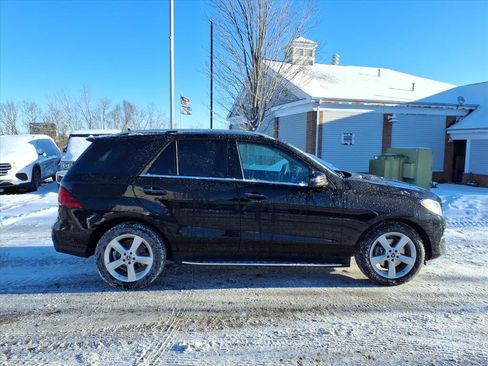 Used 2018 Mercedes-Benz GLE 350 4MATIC image 2