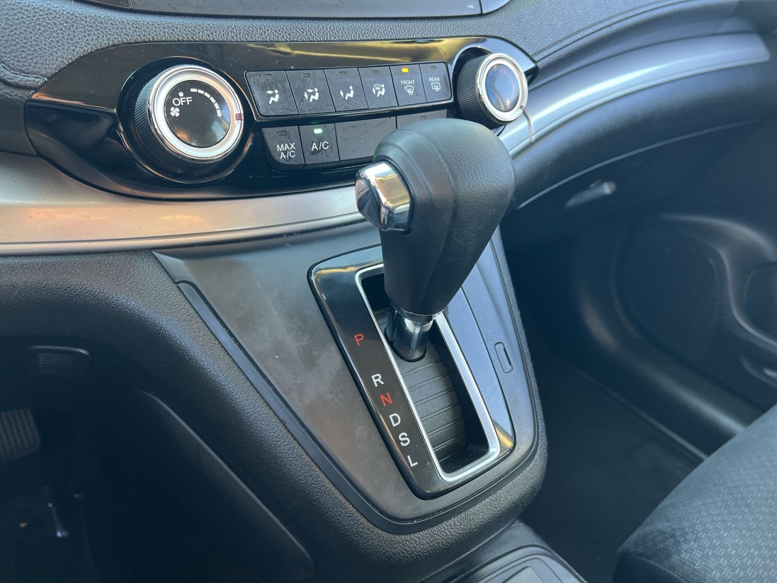 Used 2015 Honda CR-V LX image 21