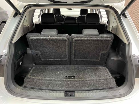 Used 2022 Volkswagen Tiguan SE FWD image 71