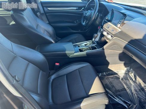 Used 2022 Honda Accord Sport image 12