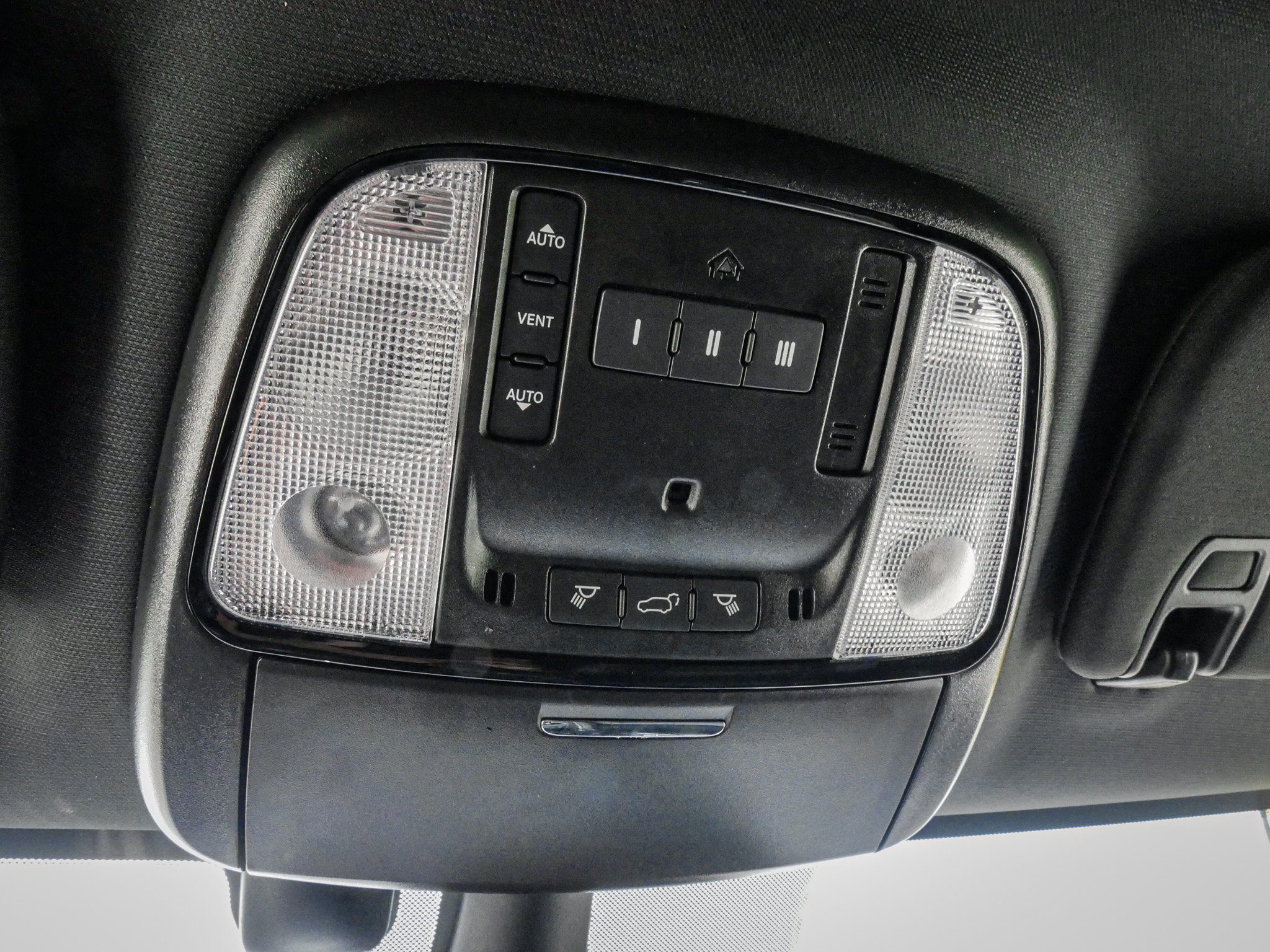 Used 2025 Dodge Durango R/T AWD/4WD image 27