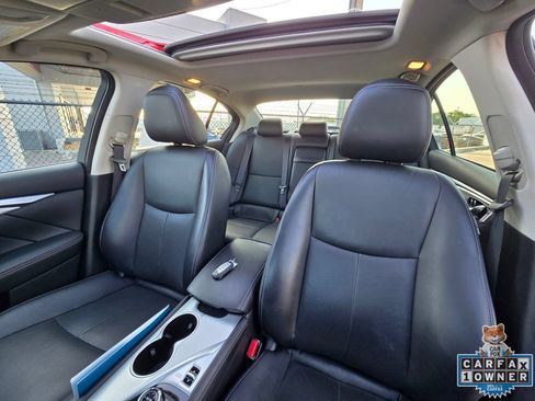 Used 2023 INFINITI Q50 Luxe w/ Cargo Package RWD image 27