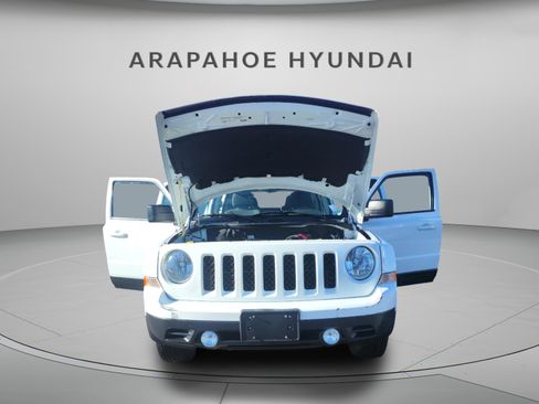 Used 2011 Jeep Patriot Latitude AWD/4WD image 12