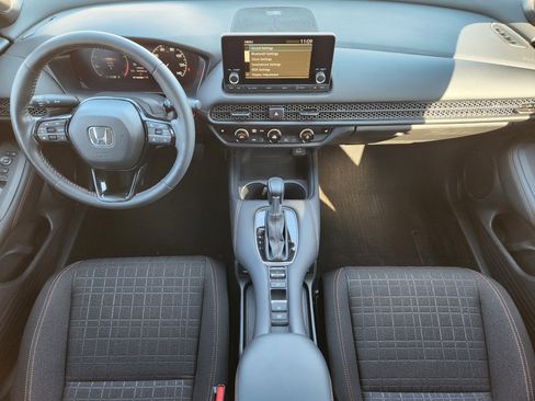 Used 2023 Honda HR-V Sport image 25