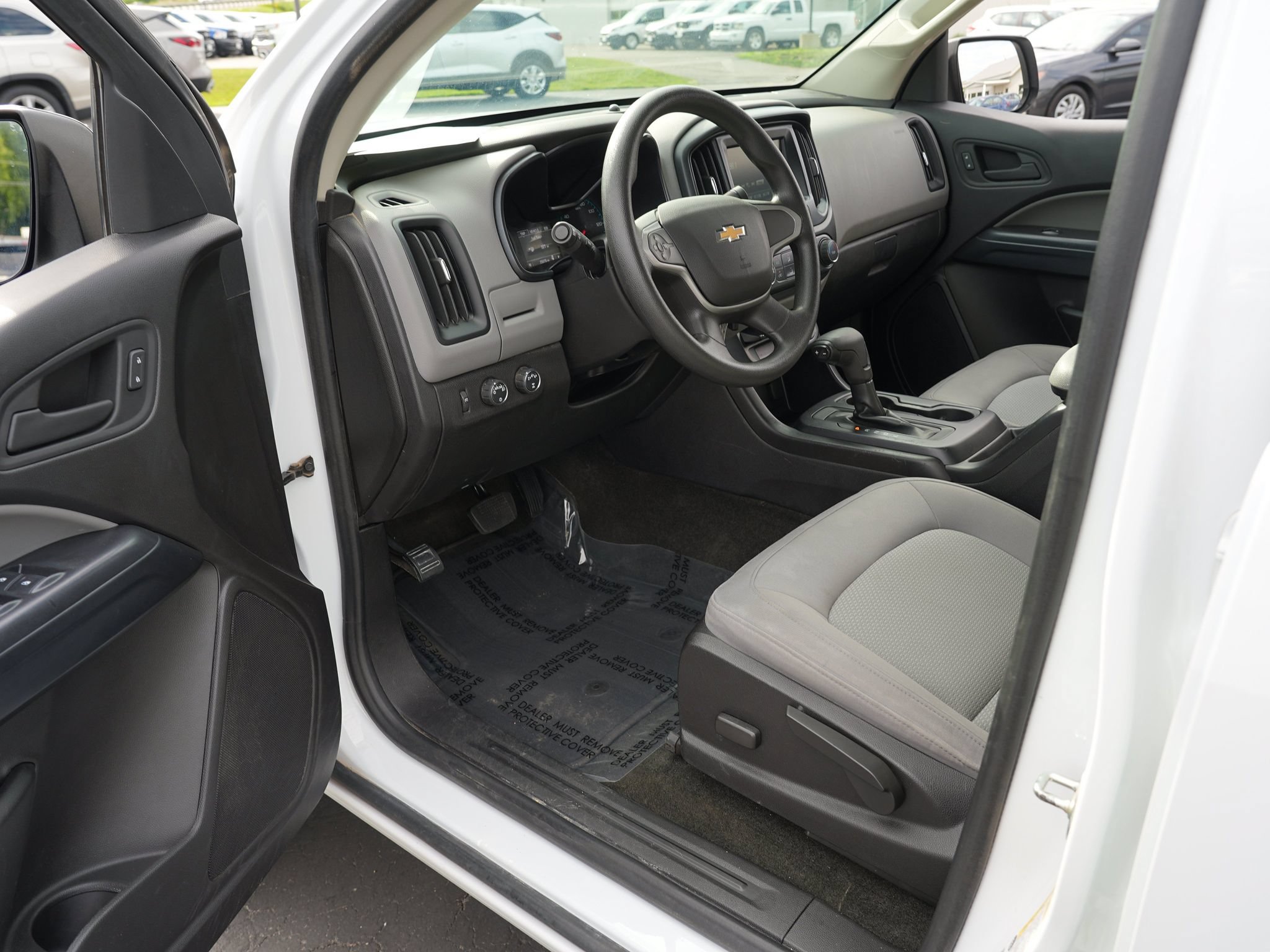 Used 2017 Chevrolet Colorado W/T w/ WT Convenience Package AWD/4WD image 15
