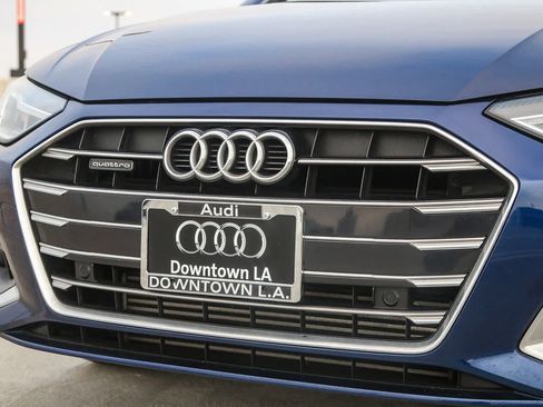 Used 2022 Audi A4 2.0T Premium w/ Convenience Package image 6