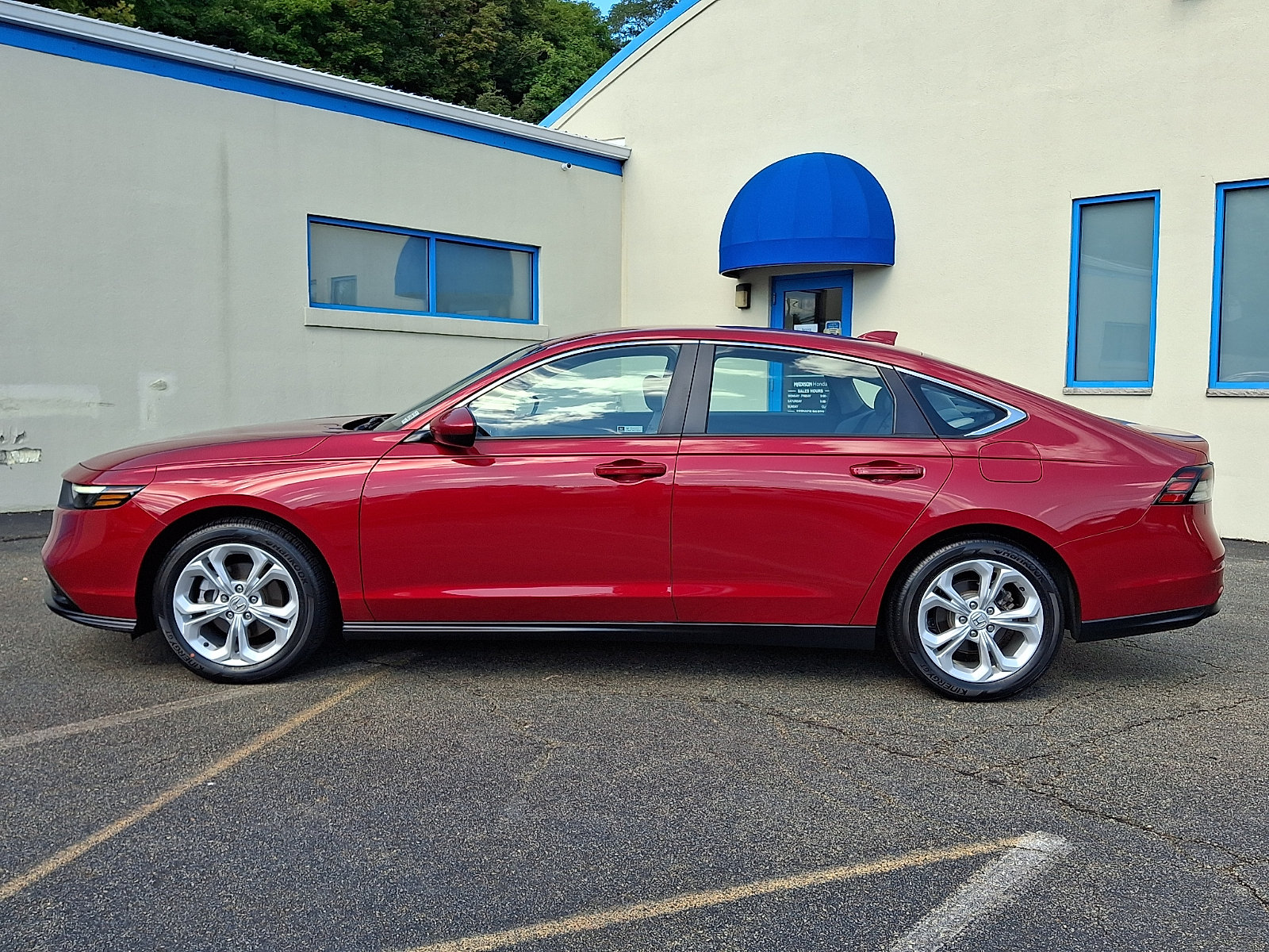 Used 2024 Honda Accord LX image 7