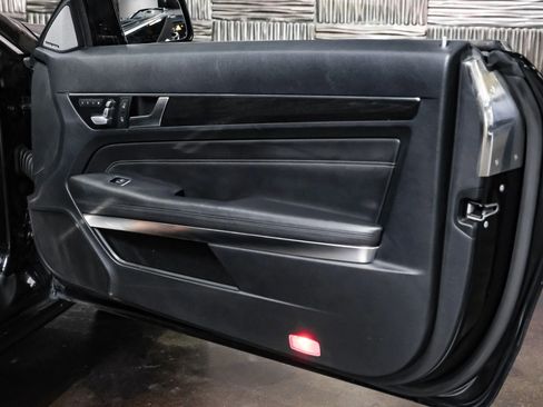 Used 2015 Mercedes-Benz E 400 4MATIC Coupe w/ Premium 1 Package image 35