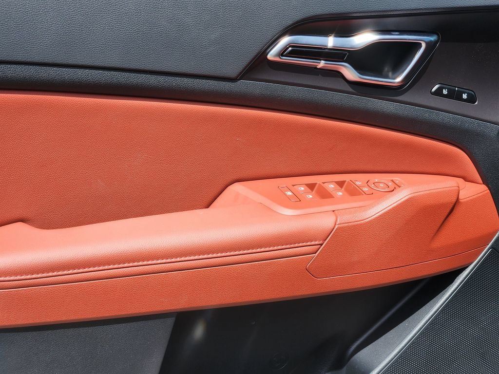 New 2026 Kia Sportage SX AWD/4WD image 6