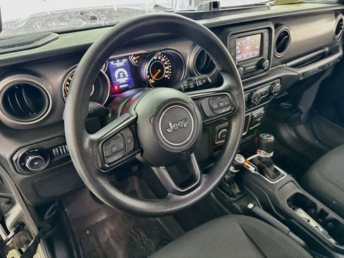 Used 2021 Jeep Wrangler Unlimited Sport AWD/4WD image 21