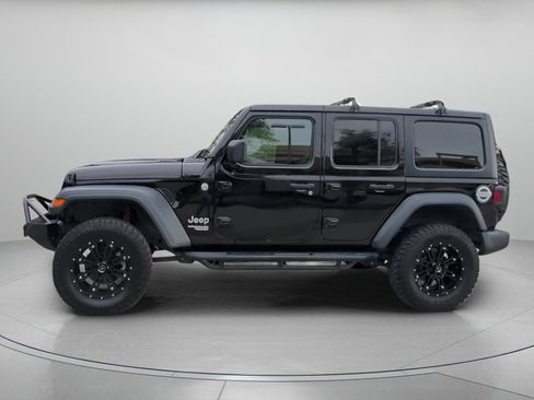 Used 2018 Jeep Wrangler Unlimited Sport S AWD/4WD image 16
