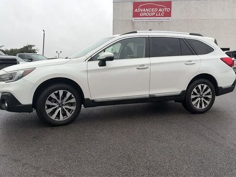 Used 2019 Subaru Outback 3.6R Touring w/ Popular Package #3A image 3