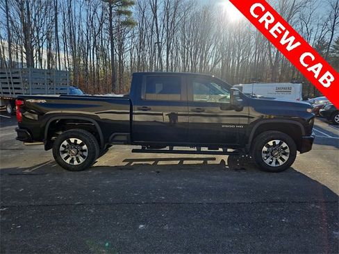 Used 2022 Chevrolet Silverado 2500 Custom w/ Custom Convenience Package image 5