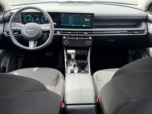 Used 2025 Hyundai Tucson SEL FWD image 20