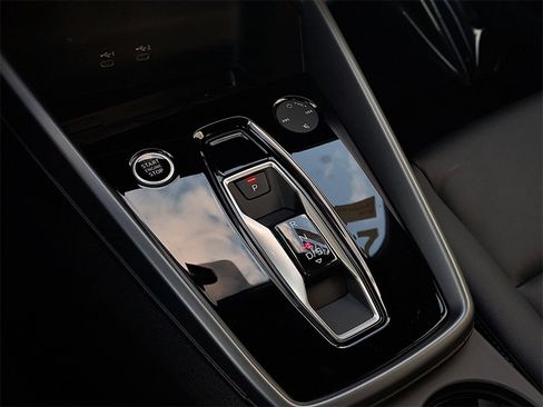 Certified 2025 Audi A3 2.0T Premium w/ Black Optic Package image 15