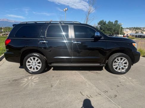 Used 2016 Toyota Sequoia Platinum AWD/4WD image 9