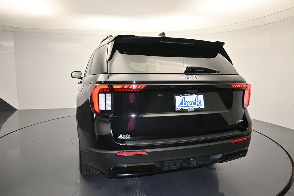 Used 2025 Ford Explorer ST-Line AWD/4WD image 24