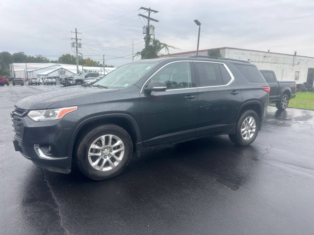 Used 2019 Chevrolet Traverse LT w/ LPO, Blackout Package AWD/4WD image 1