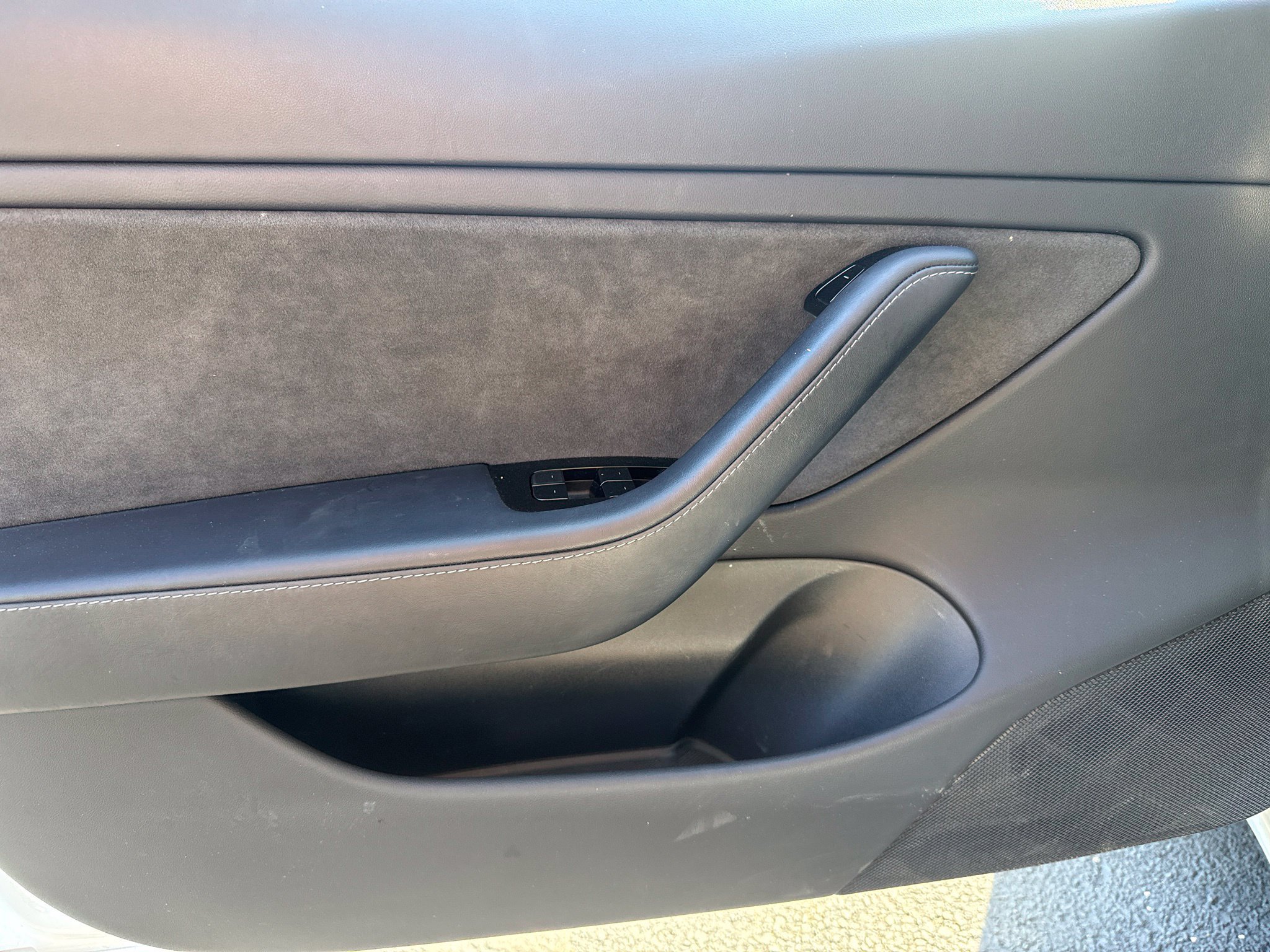 Used 2018 Tesla Model 3 Long Range RWD image 10