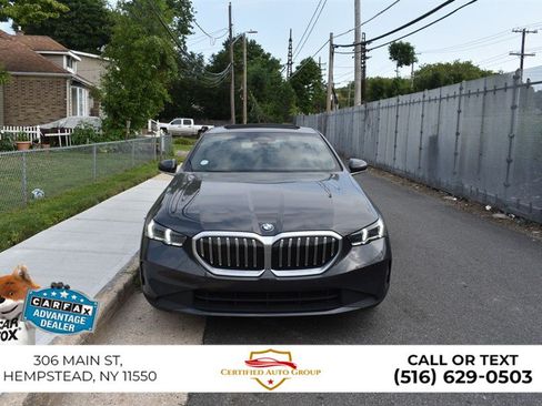 Used 2025 BMW 530i RWD image 2