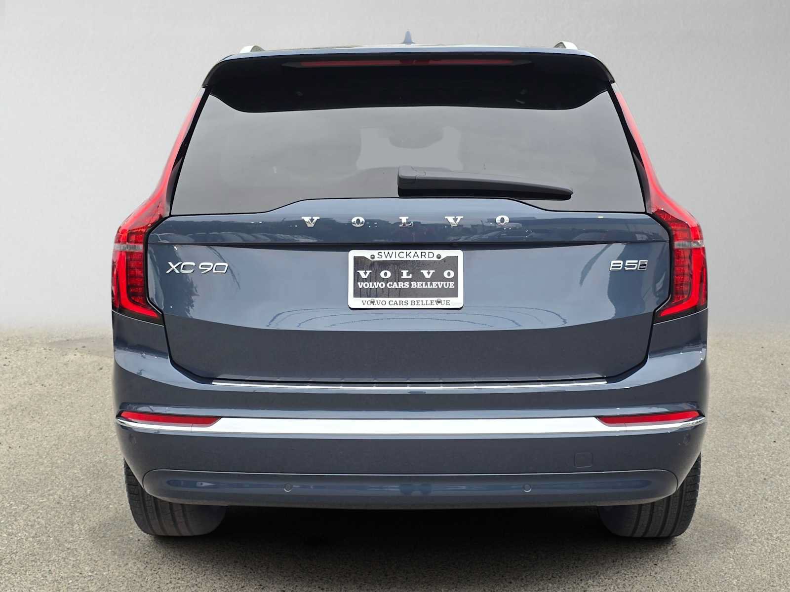 Used 2026 Volvo XC90 B5 Plus w/ Protection Package AWD/4WD image 4