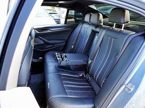 Used 2023 BMW M550i xDrive w/ Shadowloine Package AWD/4WD image 18