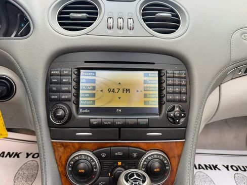 Used 2005 Mercedes-Benz SL 500 image 30